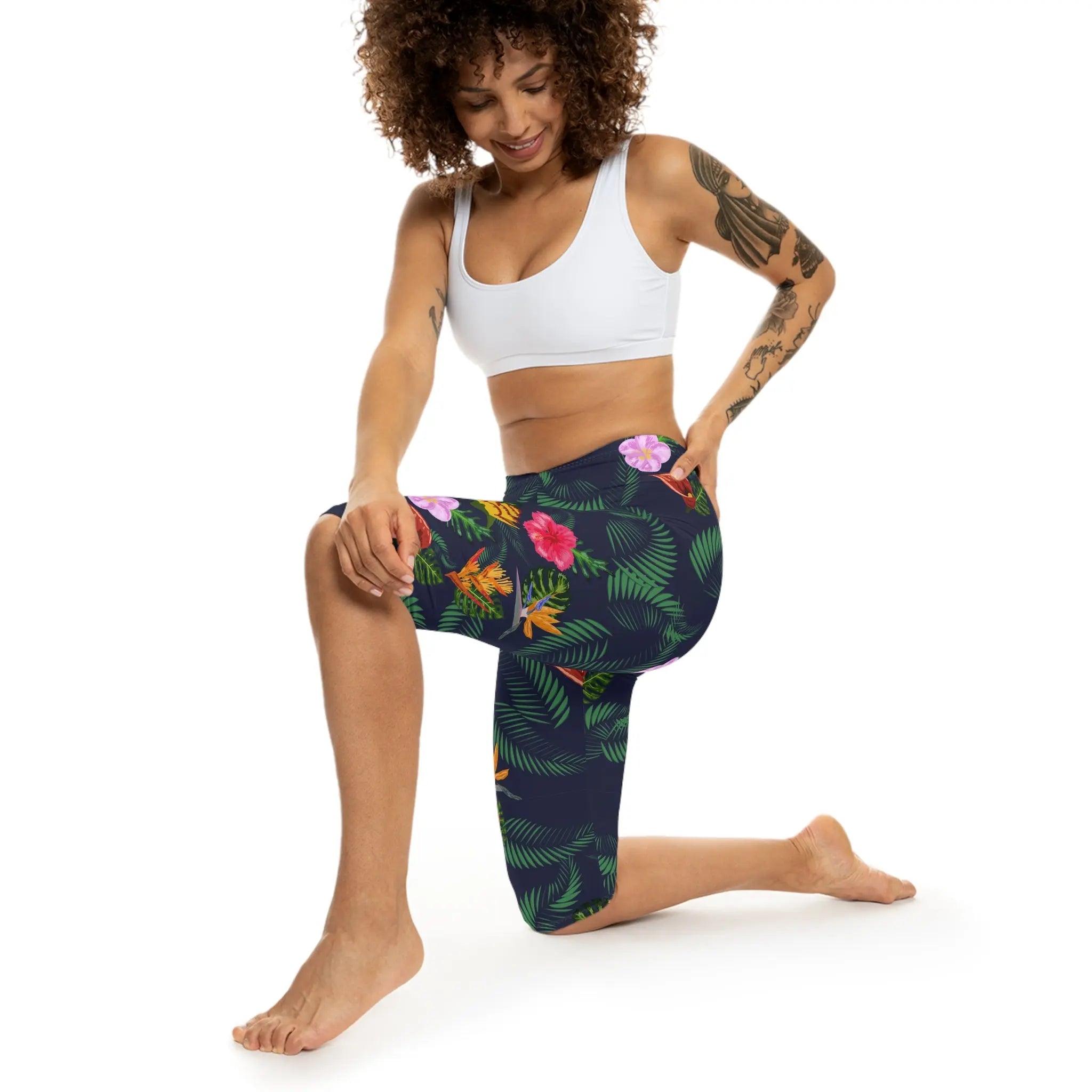 AOP Women Exotic Blooms Capri Leggings Whozbrand