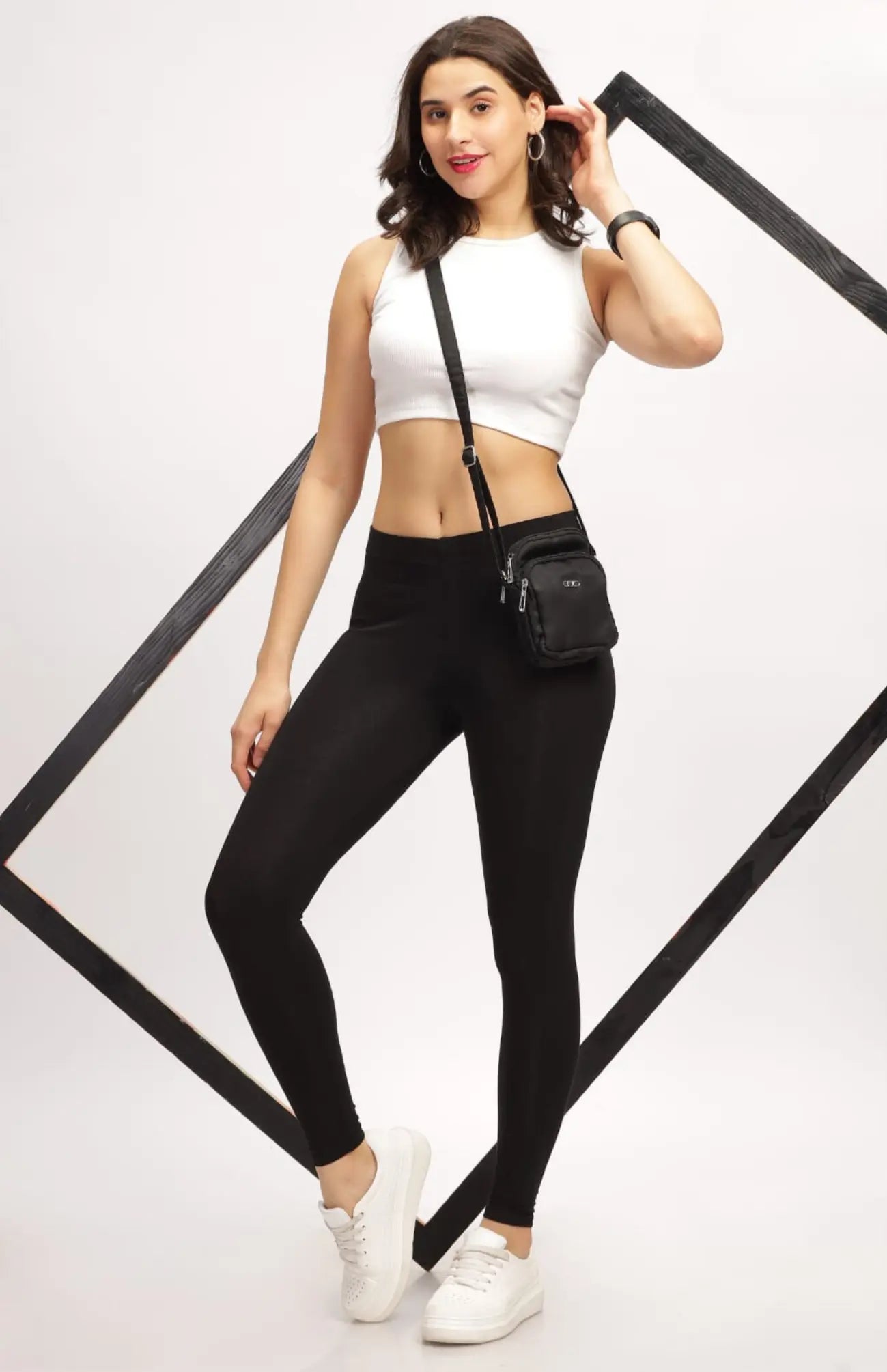 TrendyTone Ankle Leggings - Black Whozbrand